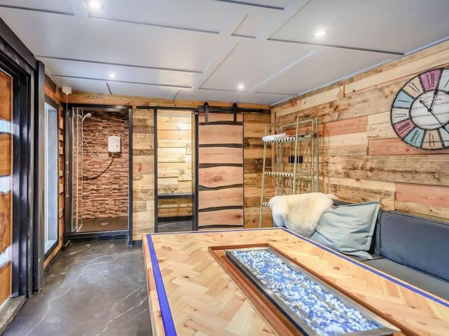 Orchard Retreat Staycation Boston Luaran gambar