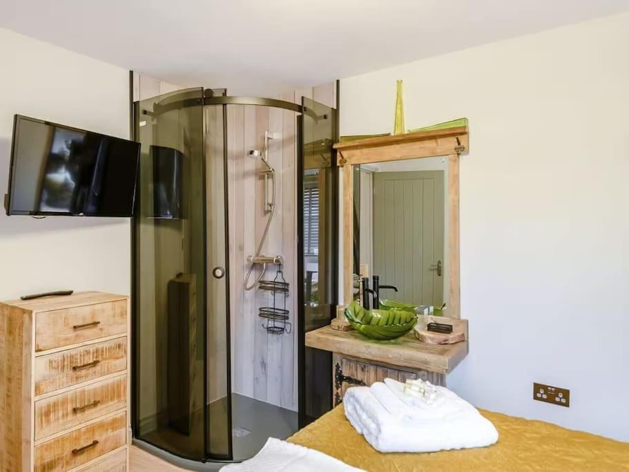 Orchard Retreat Staycation Boston Luaran gambar
